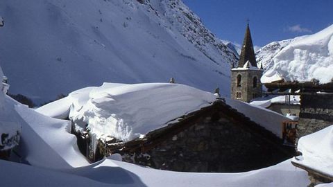 Le village de Bonneval-sur-Arc. © Wikimedia Commons